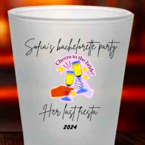 Frosted Shot Glasses 1.5 oz - Picture 2 of 5